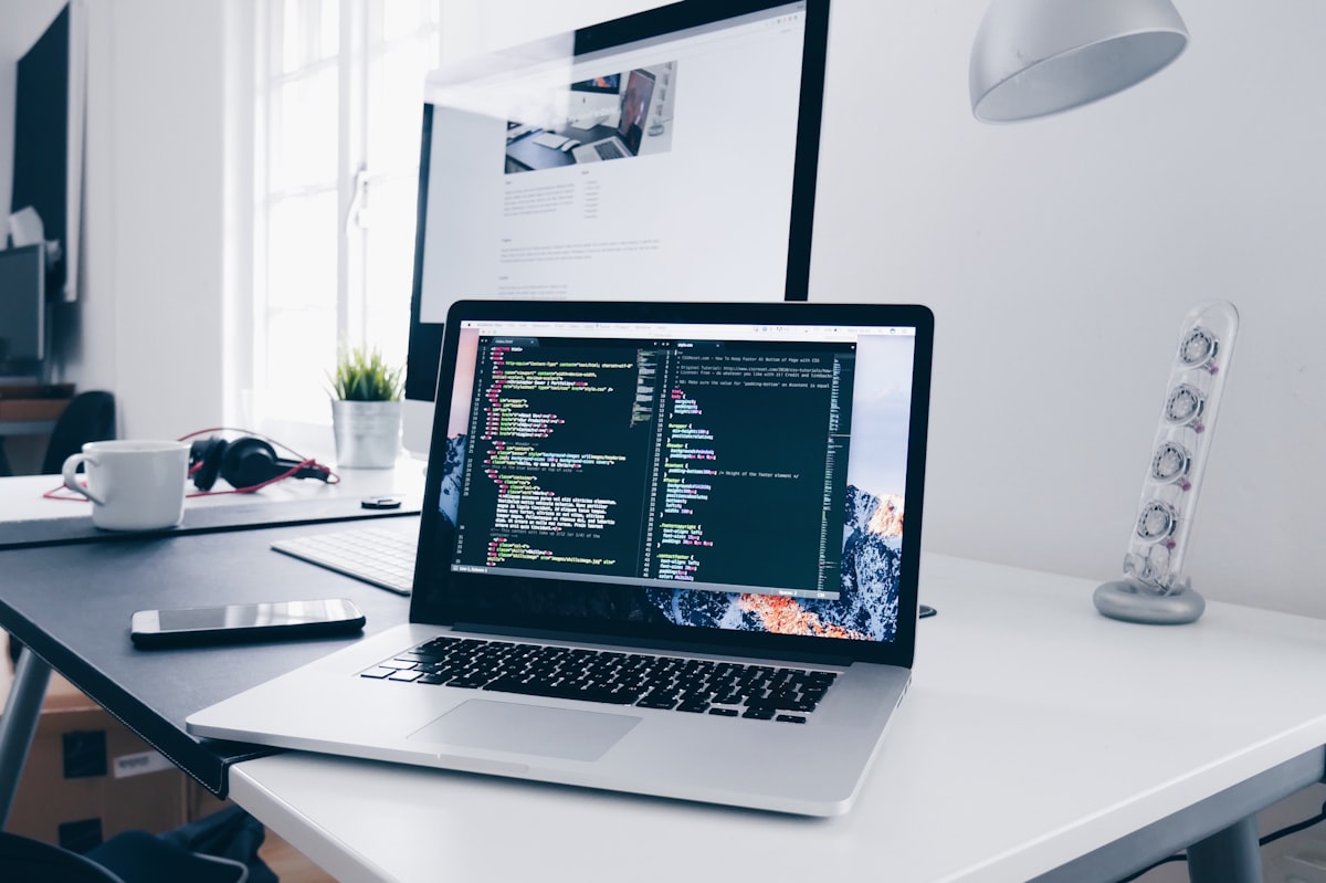 Shopify vs WooCommerce vs Özel E-Ticaret: 2026 Türkiye için Doğru Seçim